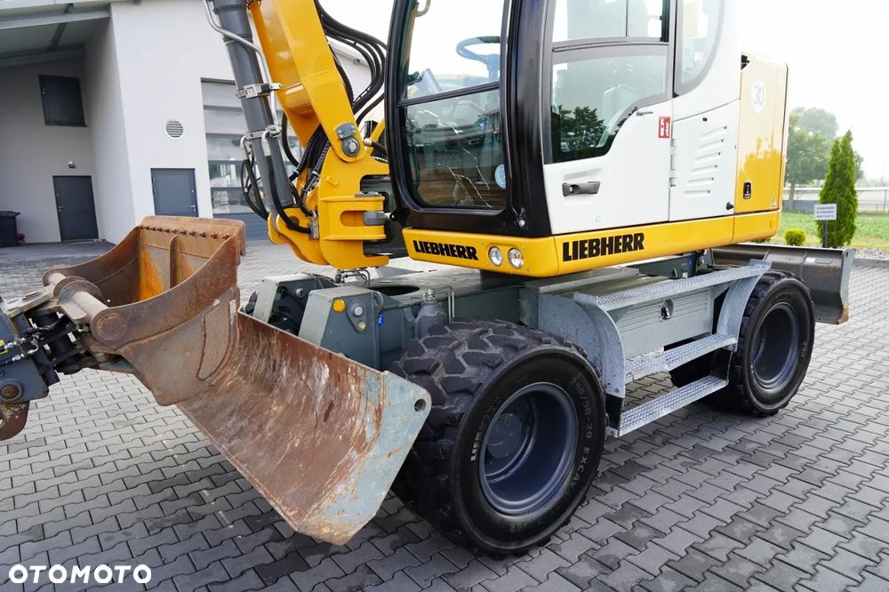 Liebherr 910 COMPACT LITRONIC / KOPARKA KOŁOWA / KLIMATYZACJA / KAMERA / 2020 ROK / PO KONTRAKCIE SERWISOWYM - 24