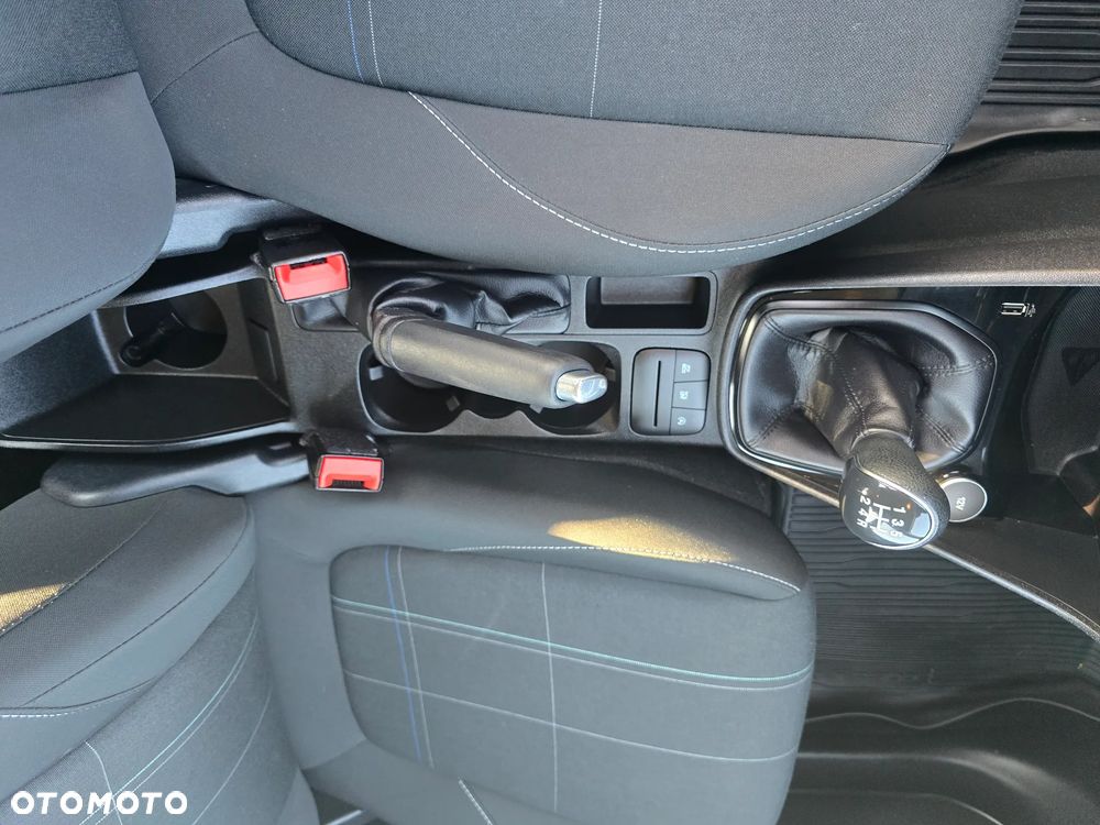 Ford Fiesta 1.1 S&S TREND - 21
