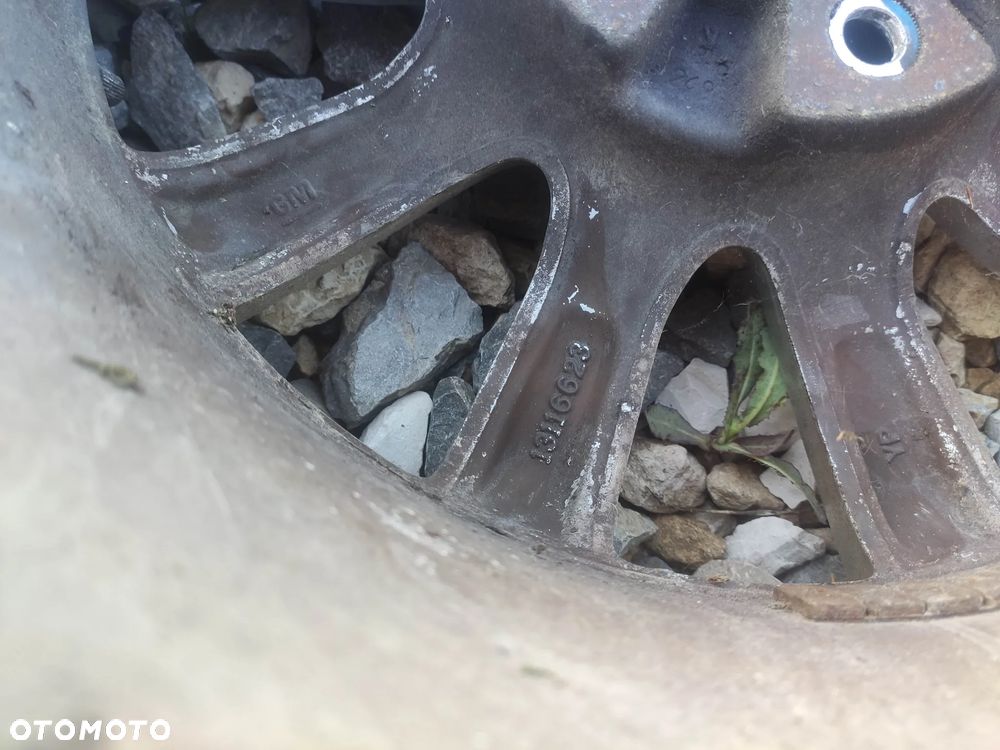 KL Koła Felgi Opel Zafira II Astra H 5x110 R16 6,5" x 16 ET 37 Opony Zima 205/55r16 13116623 - 6