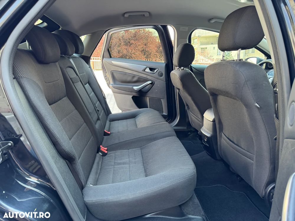 Ford Mondeo 2.0 TDCI Titanium - 16