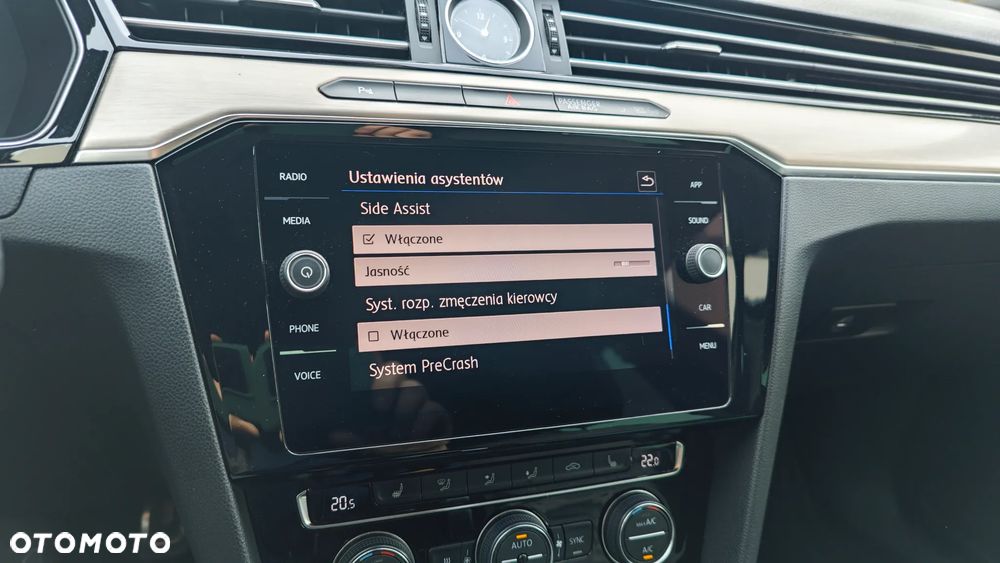 Volkswagen Passat 2.0 TDI BMT 4Mot Highline DSG - 32