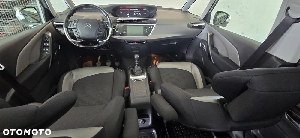 Citroën C4 SpaceTourer - 25