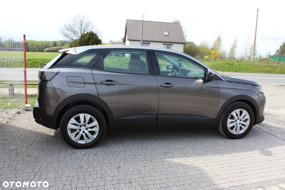 Peugeot 3008 1.5 BlueHDi Allure S&S EAT8 - 8