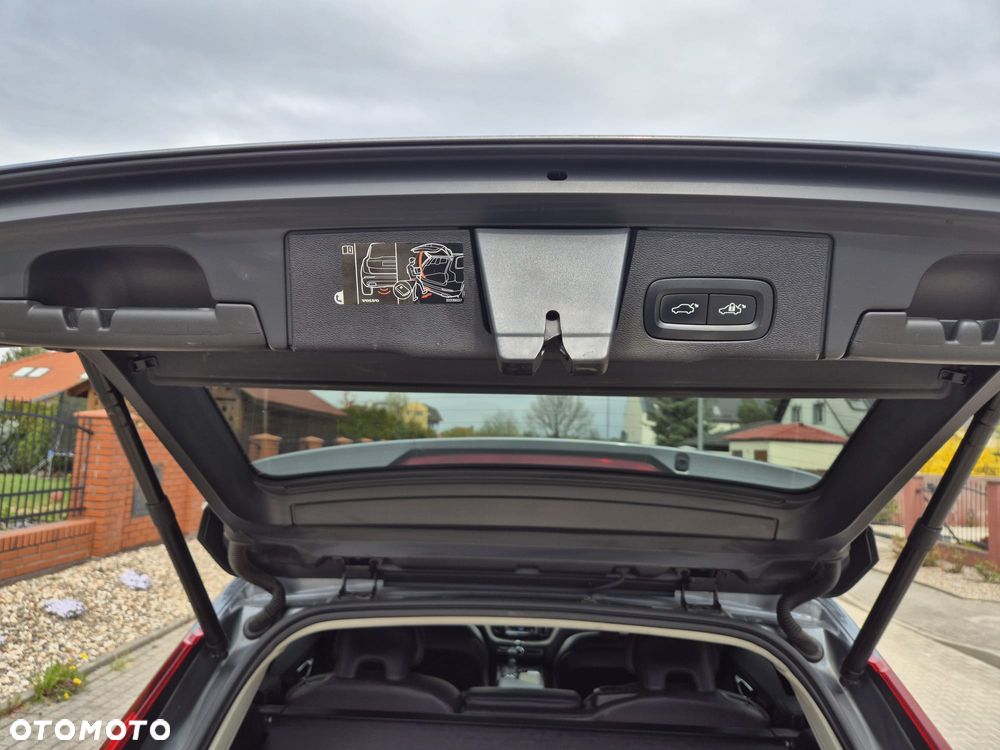 Volvo XC 60 D4 AWD Inscription - 27