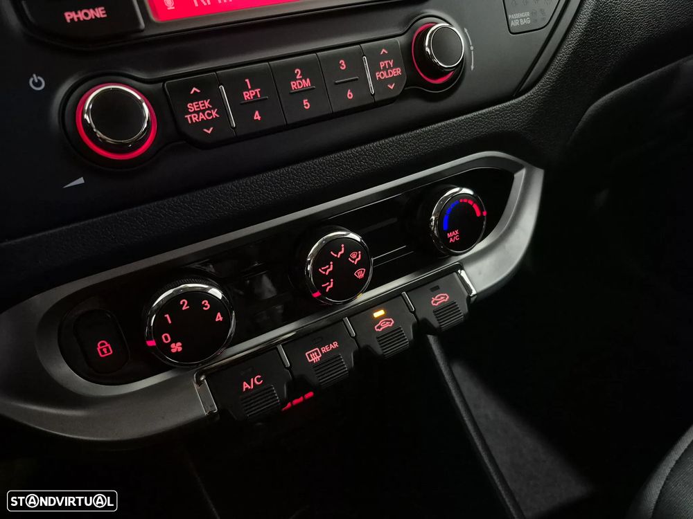 Kia Rio 1.2 CVVT LX - 10