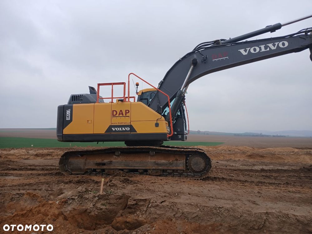 Volvo EC220EL - 3
