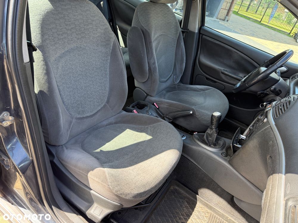 Citroën C5 II 1.6 HDi X - 20
