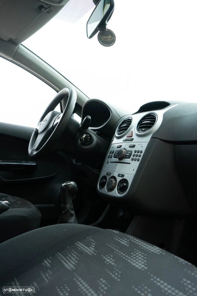 Opel Corsa 1.2 Cosmo - 11