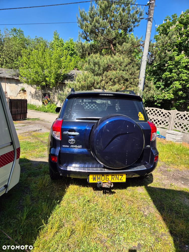 Toyota RAV4 - 3