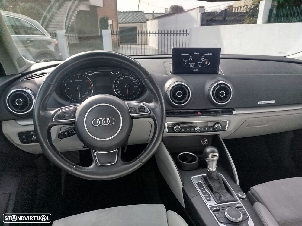 Audi A3 Sportback - 16