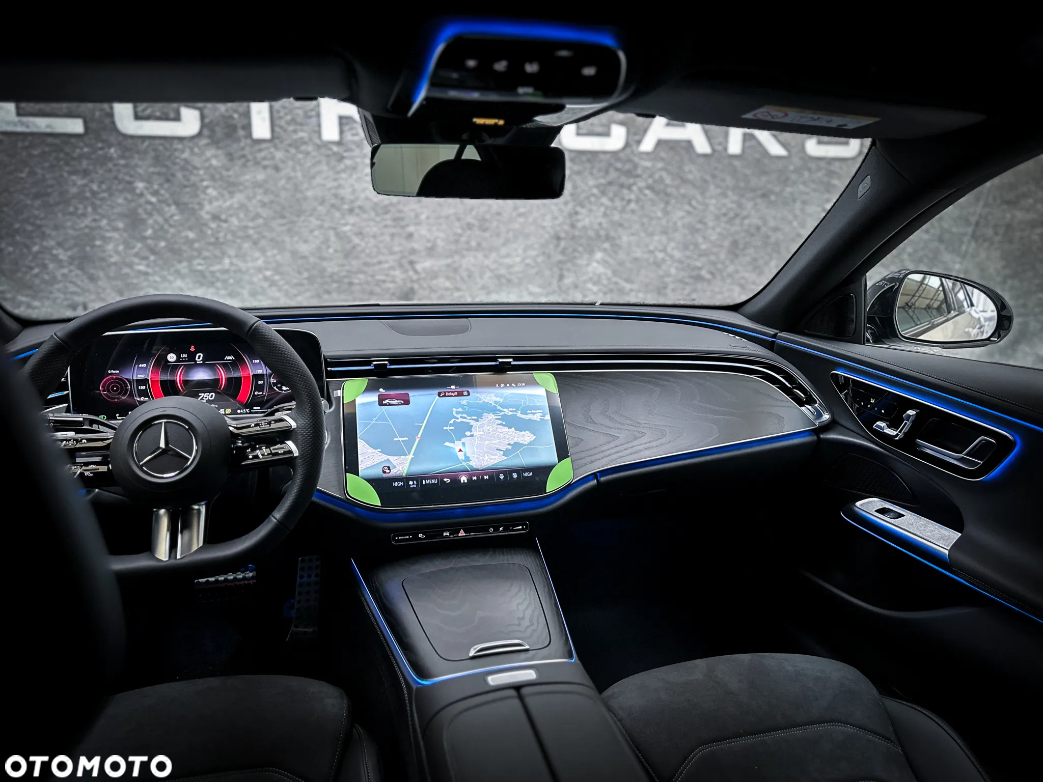 Mercedes-Benz Klasa E 220 d 4Matic 9G-TRONIC Edition AMG Line - 31