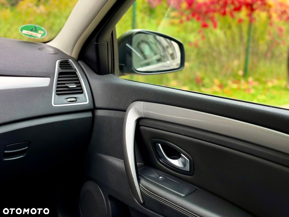 Renault Laguna 2.0 dCi GT - 20