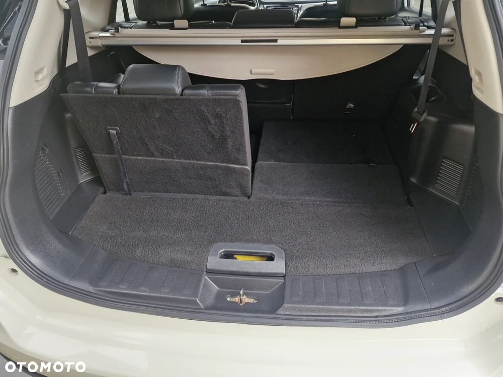 Nissan X-Trail - 35