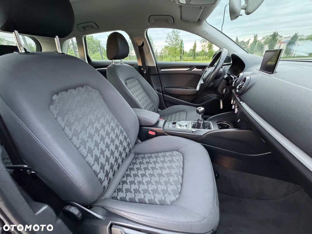 Audi A3 Sportback 1.6 TDI Attraction - 40