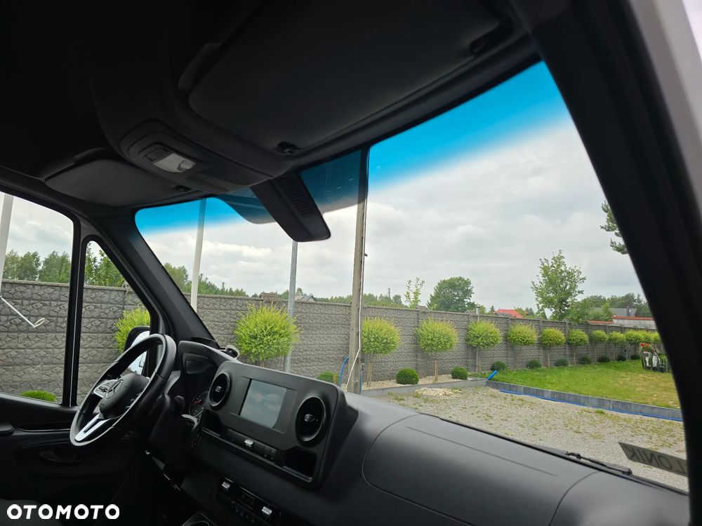 Mercedes-Benz SPRINTER 319 3.0 V6 190KM 60 Tyś km LONG 4,80cm Długi BOGATA OPCJA WYPOSAŻENIA KAMERA FUL LED HIGH PERFORMANCE MBOX 7 cala SEDZENIE KIEROWCY KOMFORTOWE TEMPOMAT AKTYWNY SALON PL STAN NOWY NOWY NOWY SERWIS ASO DO OSTATNIEGO Km - 37