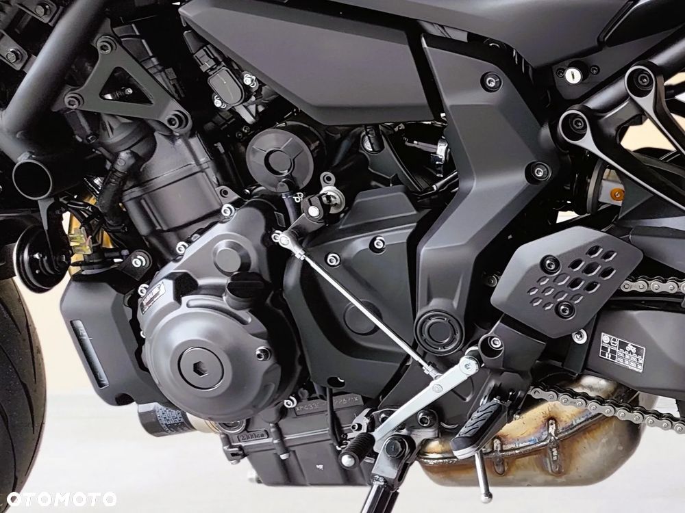Yamaha MT - 6
