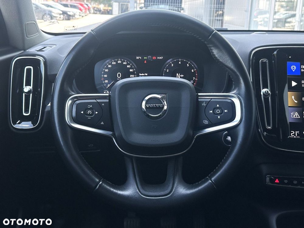 Volvo XC 40 - 21