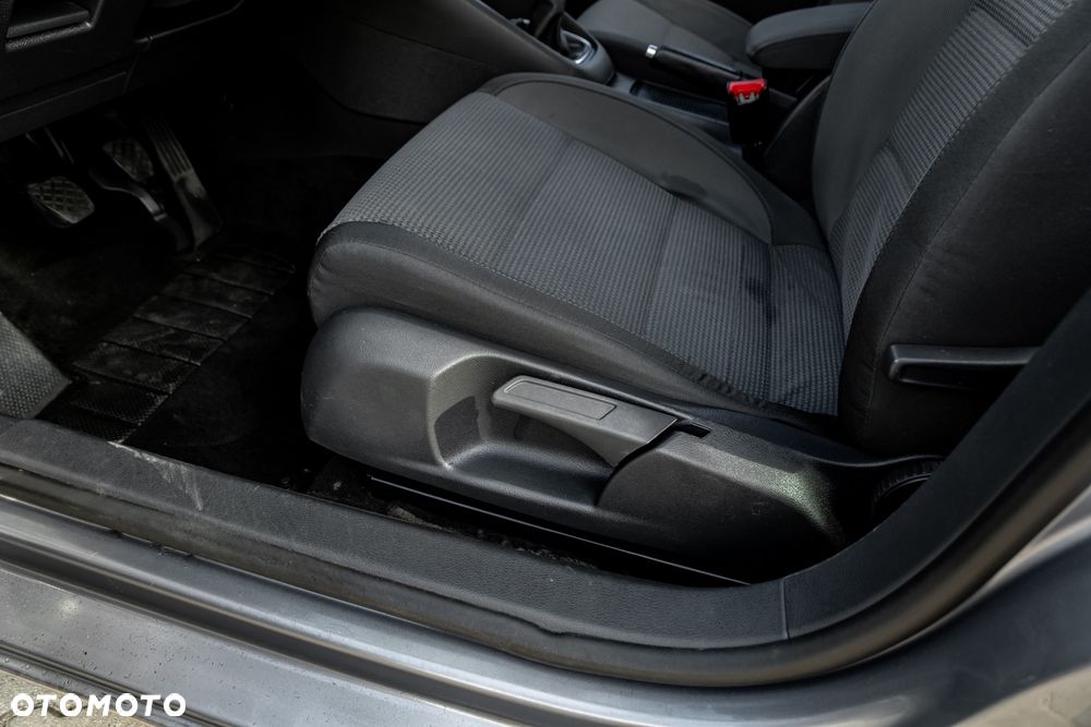 Volkswagen Golf 1.6 Edition - 18