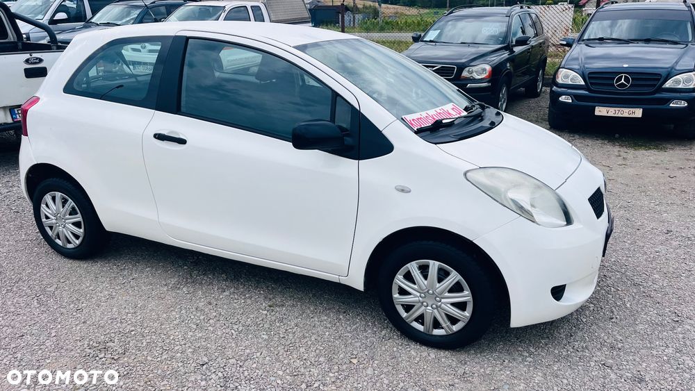 Toyota Yaris - 36