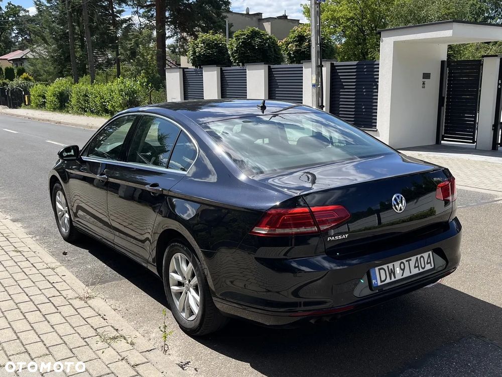 Volkswagen Passat 1.8 TSI BMT Comfortline DSG - 4
