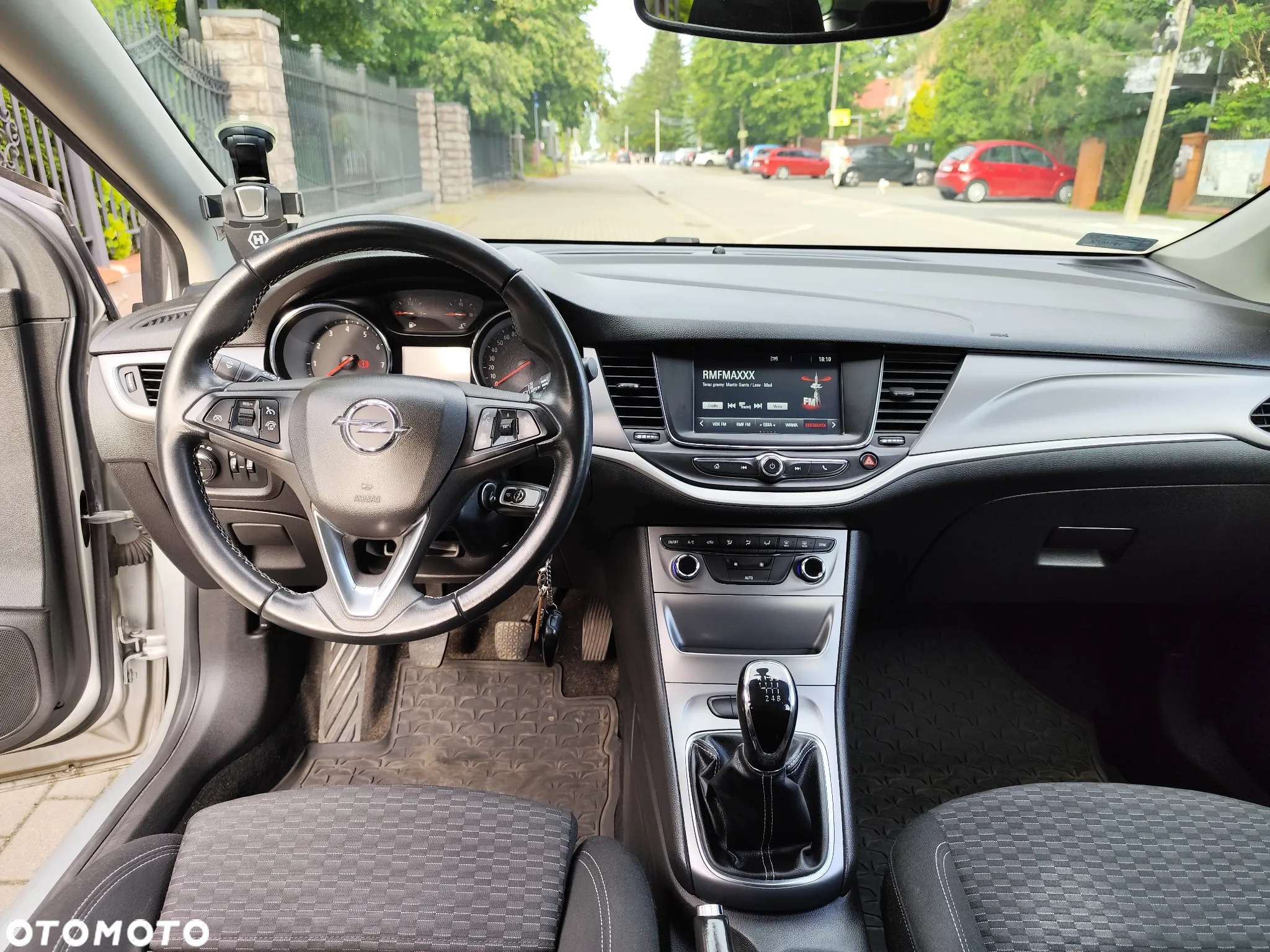 Opel Astra V 1.4 T Dynamic - 11