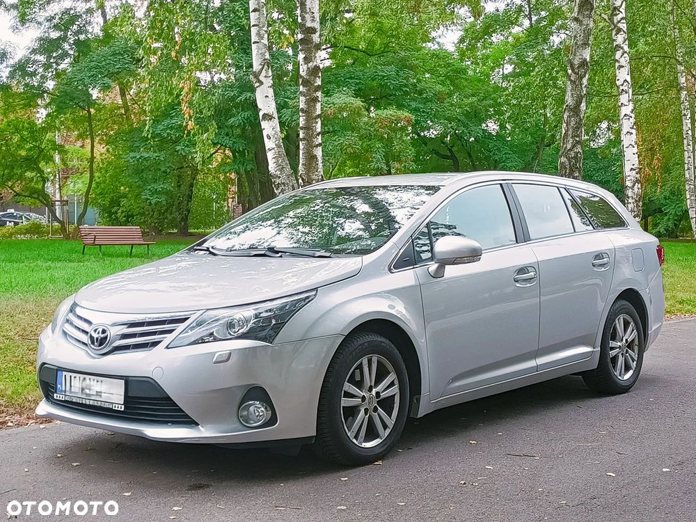 Toyota Avensis 2.0 D-4D Sol - 1
