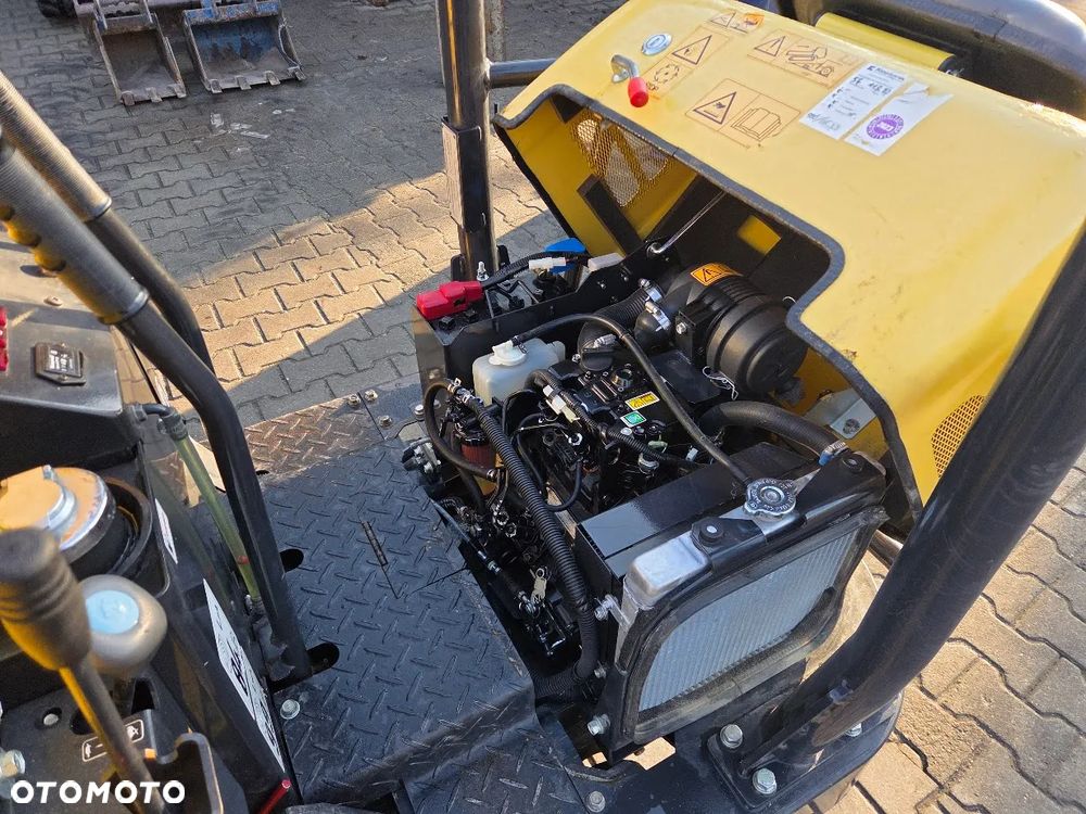 Yanmar Wozidło Gąsienicowe YANMAR C12R-C Jak Nowe Super Stan !! - 18