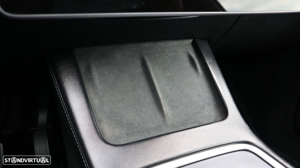 Tesla Model Y Tração Traseira - 34