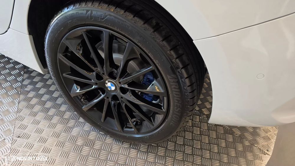 BMW 116 d Advantage Auto - 34