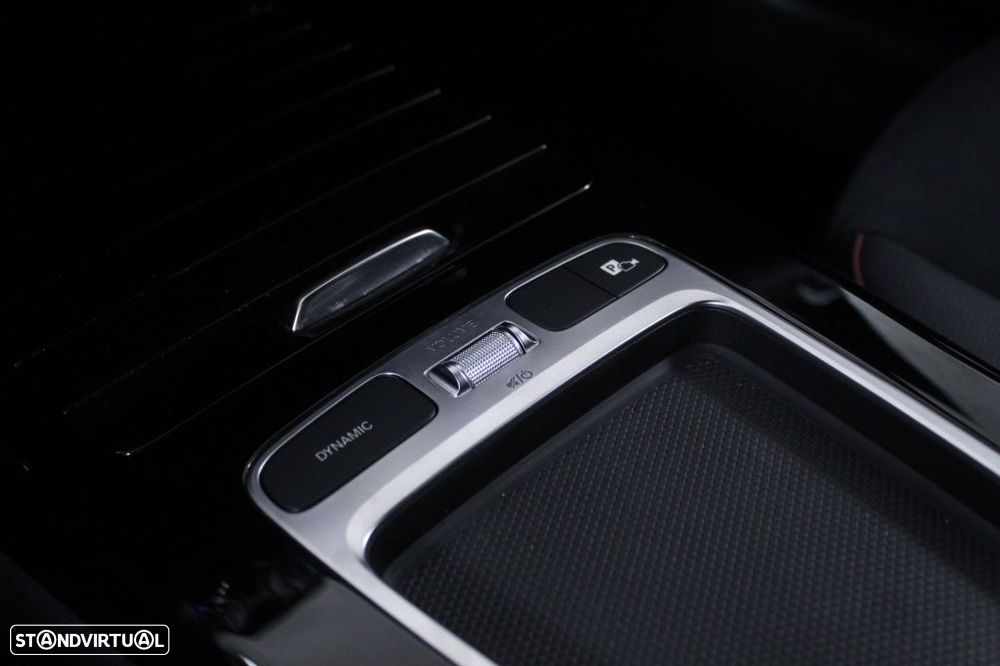 Mercedes-Benz A 200 AMG Line Aut. - 31