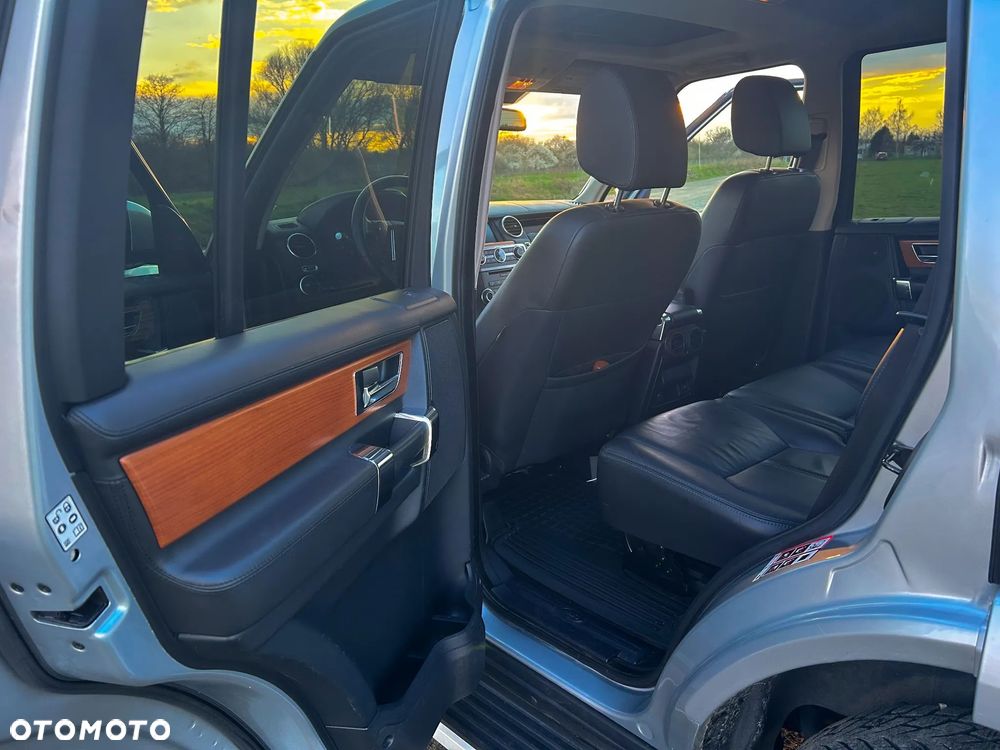 Land Rover Discovery 3.0 V6 SC HSE - 24