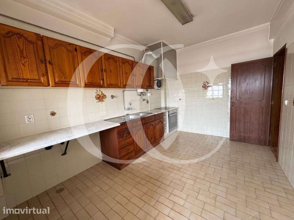 Apartamento T3, para arrendar, em Abrantes - Grande imagem: 3/12
