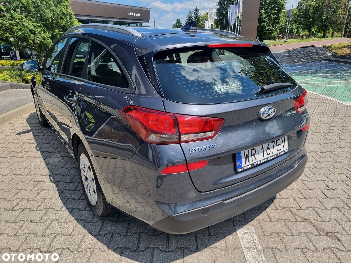 Hyundai i30 1.5 DPI Classic + - 16