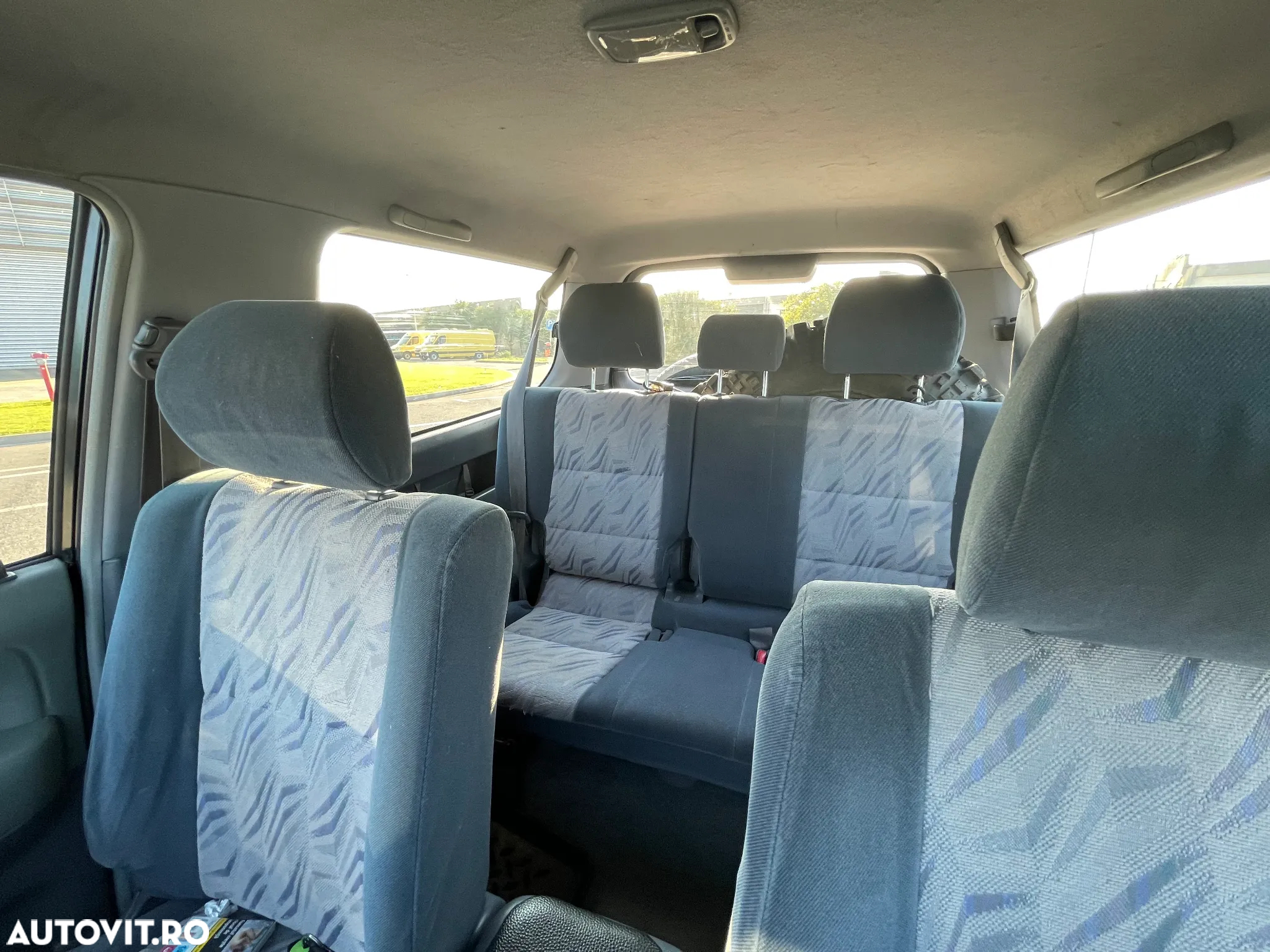 Toyota Land Cruiser - 10