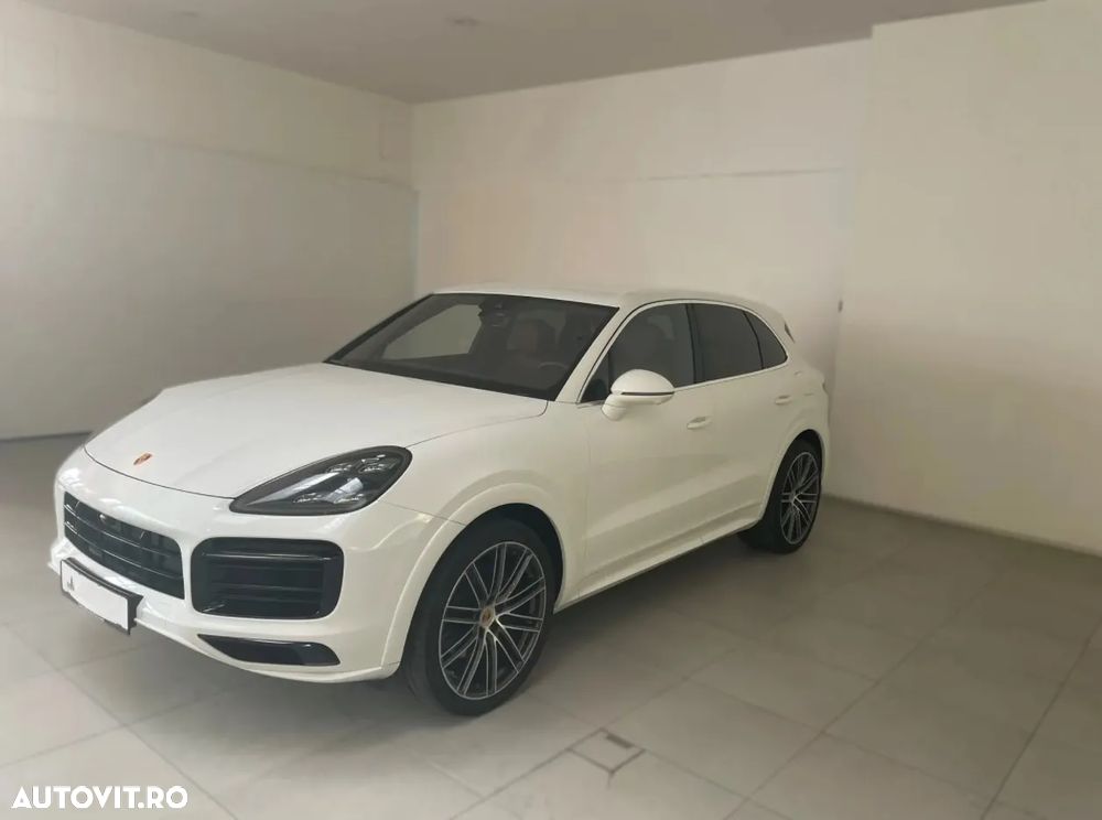 Porsche Cayenne - 2