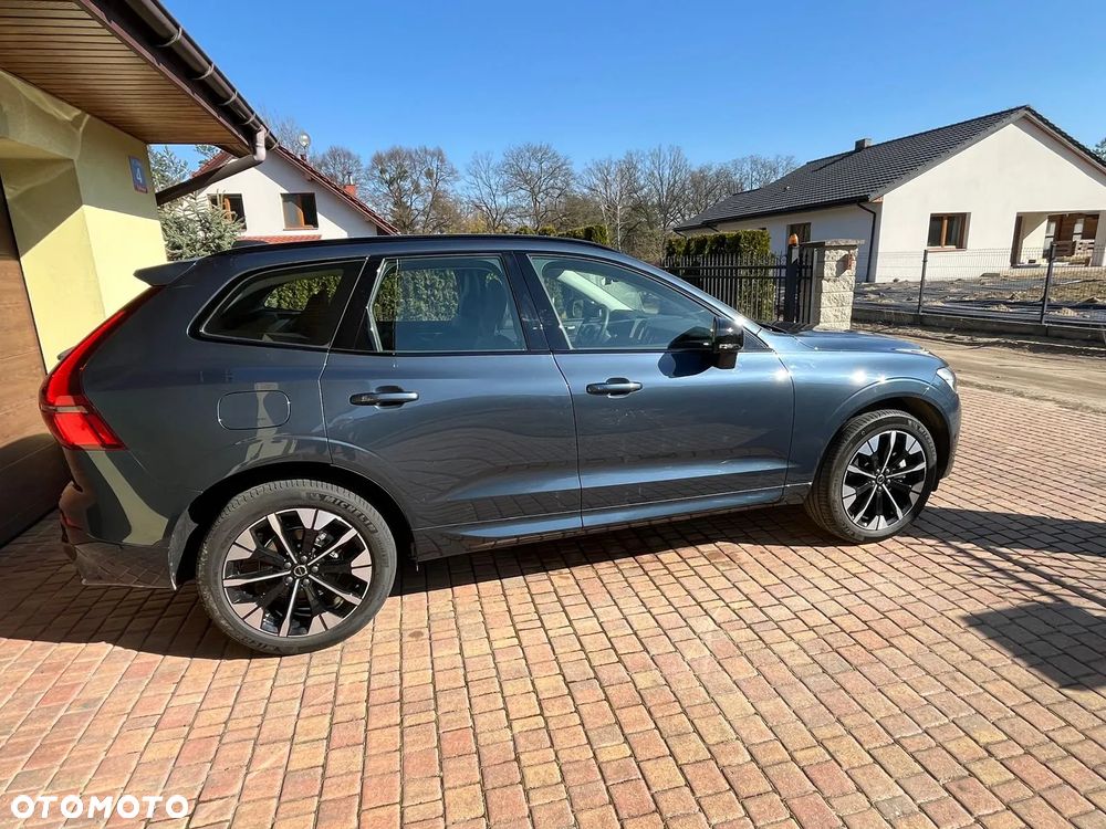 Volvo XC 60 B5 B AWD Ultra Black Edition - 6