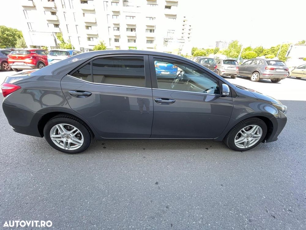 Toyota Corolla 1.6 Valvematic CVT Sol - 6