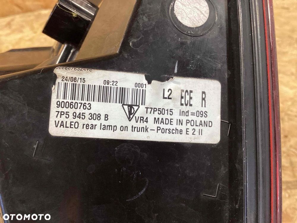 Lampa klapy tylna prawa Porsche Cayenne 7P5 lift 95863106610 7p5945308b - 5