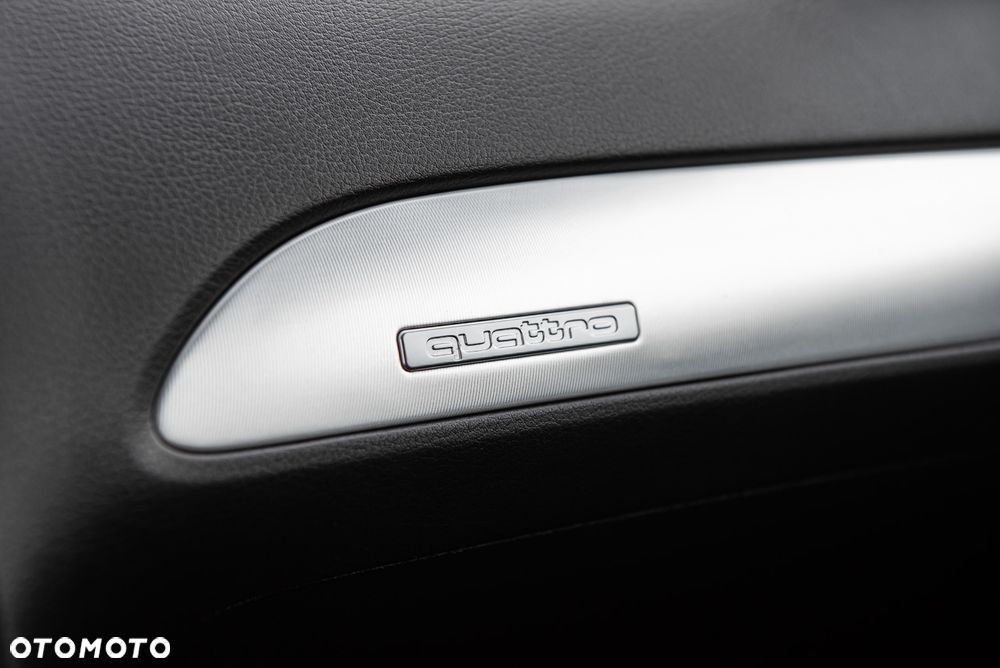 Audi A6 Avant 2.7 TDI DPF quattro tiptronic - 24