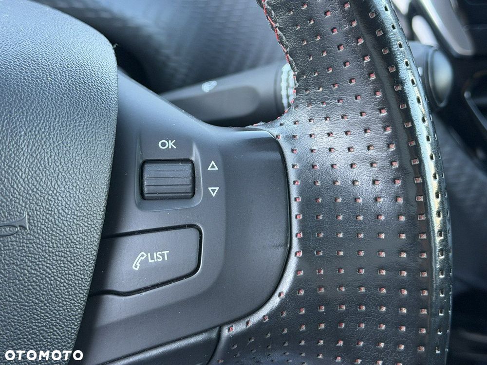 Peugeot 2008 PureTech 110 Stop&Start GT-Line Edition - 26