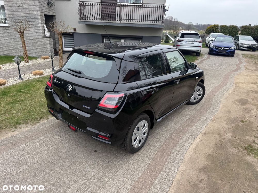 Suzuki Swift 1.2 Dualjet Hybrid MT Club - 5