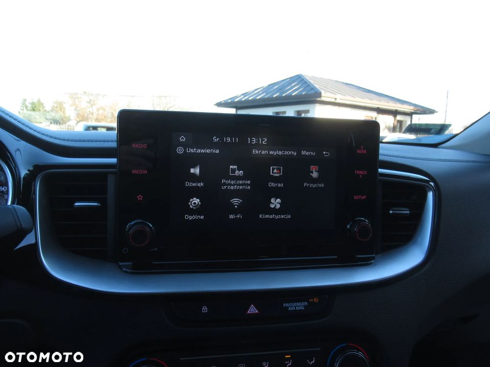 Kia Ceed 1.5 T-GDI L - 22