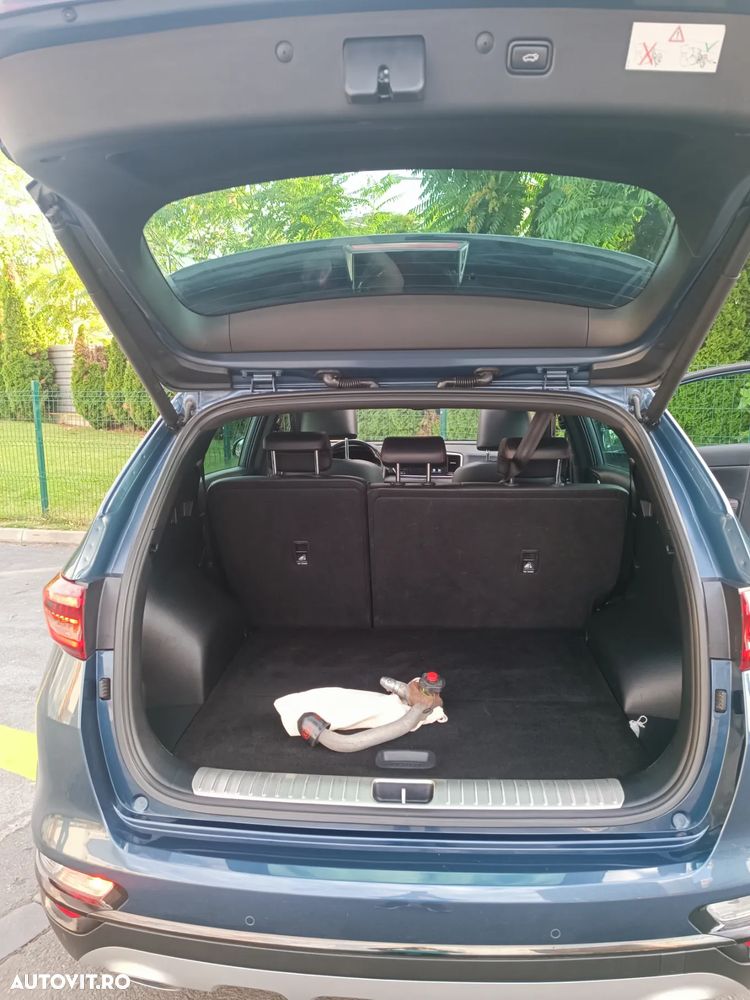 Kia Sportage 2.0 CRDI AWD Eco-Dynamics+ (48V M-H) Aut. GT LINE - 19