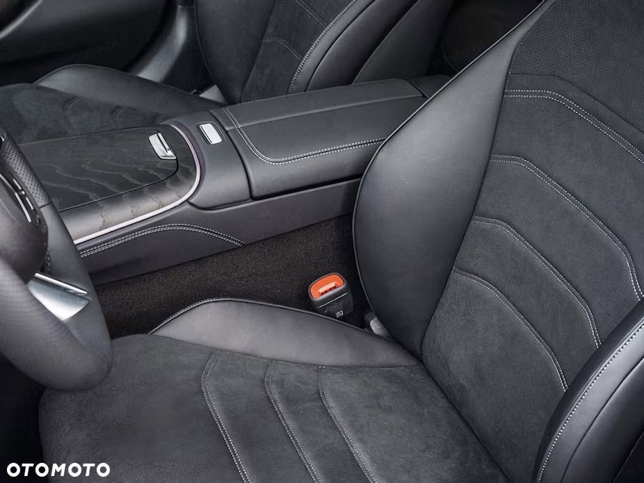 Mercedes-Benz Klasa E - 7