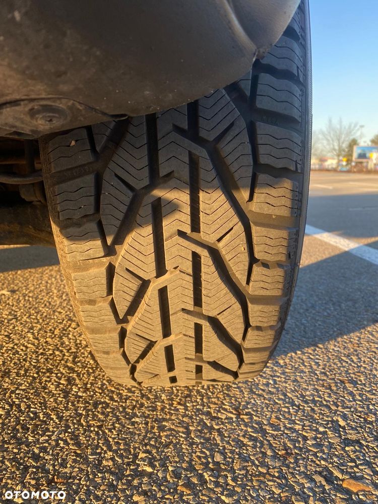 Kia Sportage 2.0 CRDI XL - 5