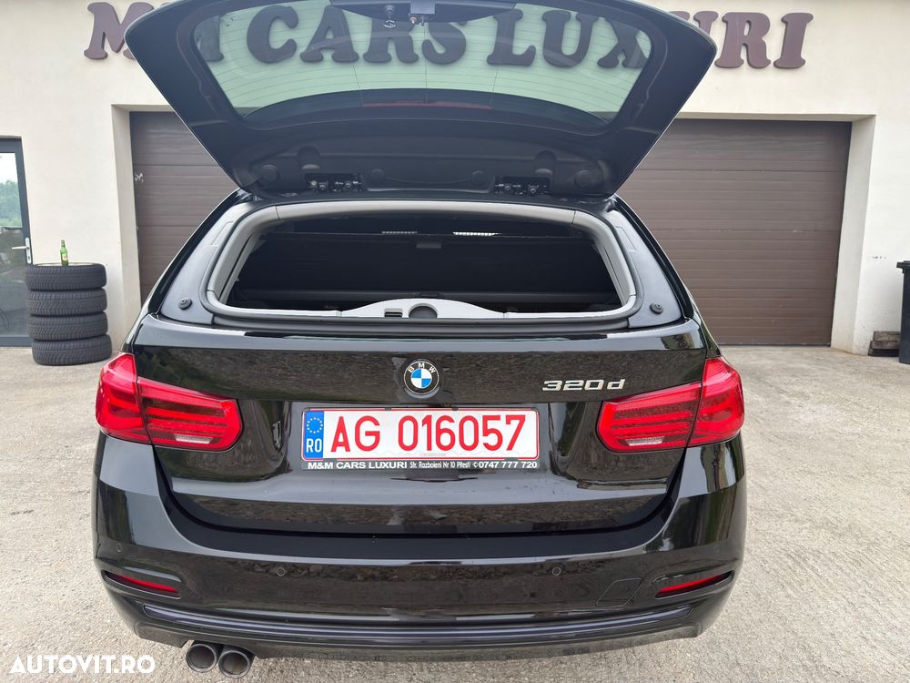 BMW Seria 3 320d Aut. Sport Line - 37