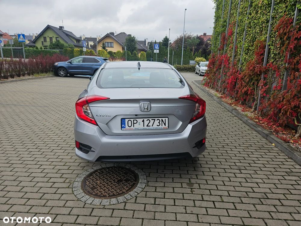 Honda Civic 1.5 T Executive CVT - 9