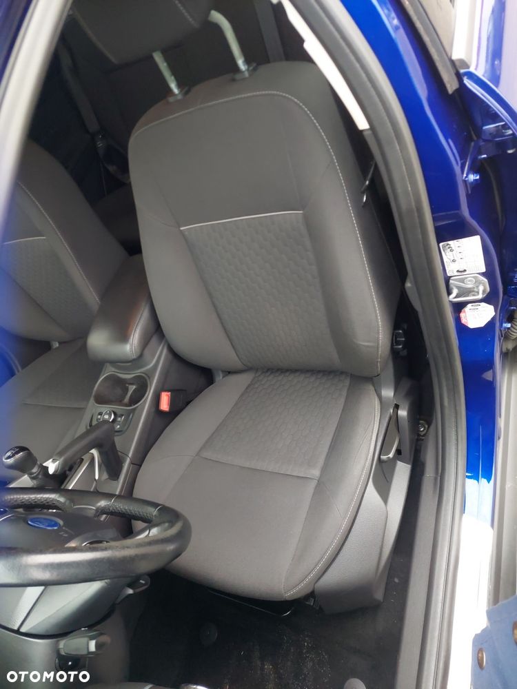 Ford Focus - 22