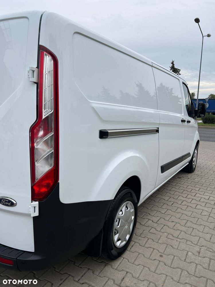 Ford TRANSIT CUSTOM L2H1 2,0 TDCI 130KM BEZWYPADKOWY - 20