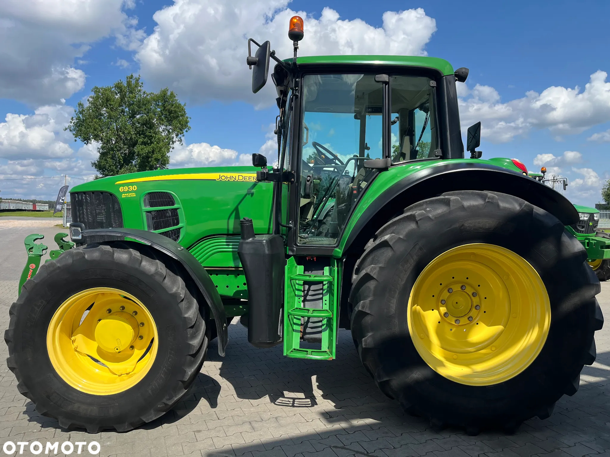 John Deere 6930 - 5